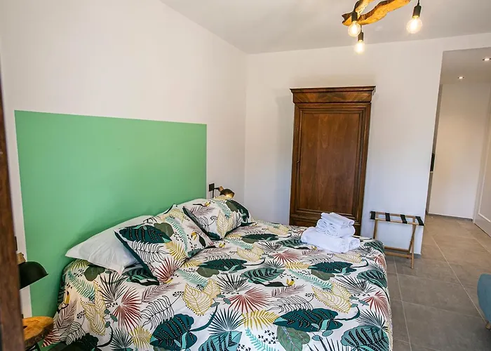 Bed & Breakfast Madera Guarene